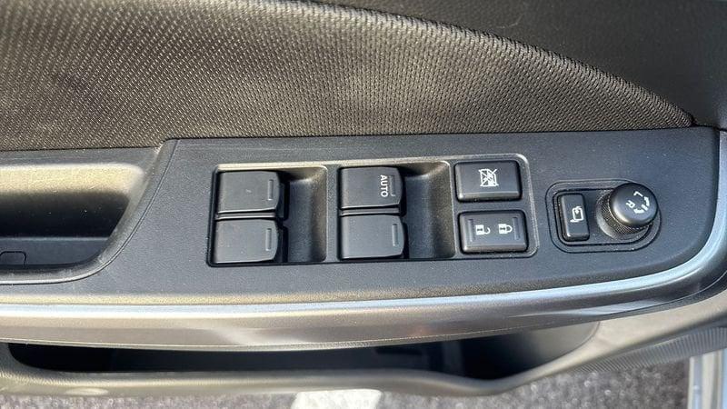 Suzuki Swift VI 2020 1.2 Dualjet Hybrid Top 2WD