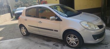 Renault Clio 1.2 16V 5 porte Luxe per commercianti