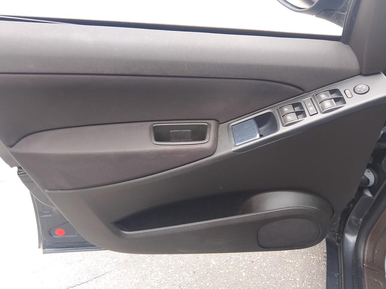 Lancia MUSA 1.3 Mjt 16V 95 CV S&S DPF Oro