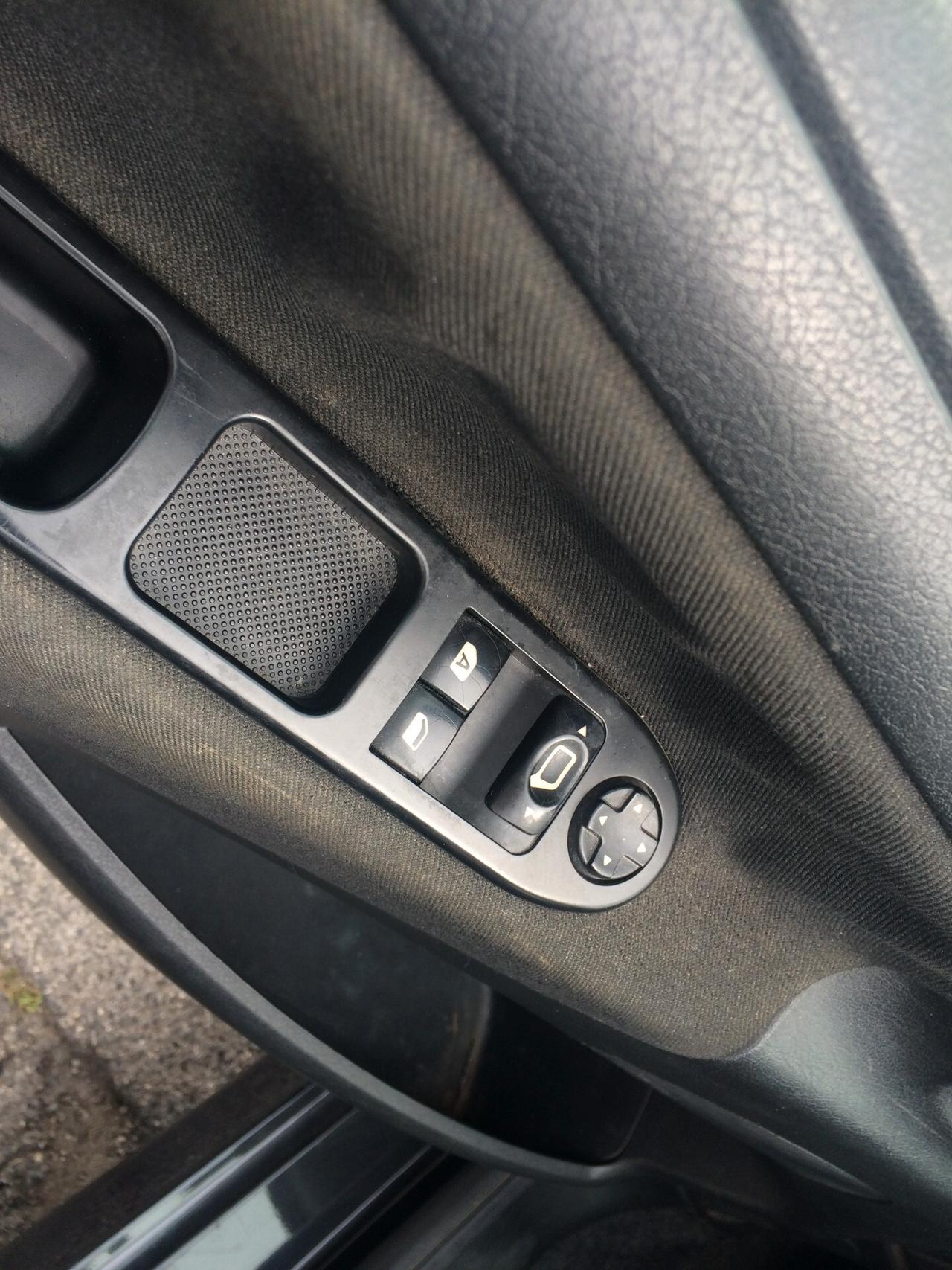 2008 Peugeot 207 1.4 8V 75CV 5p. Energie tagliandata garanzia !