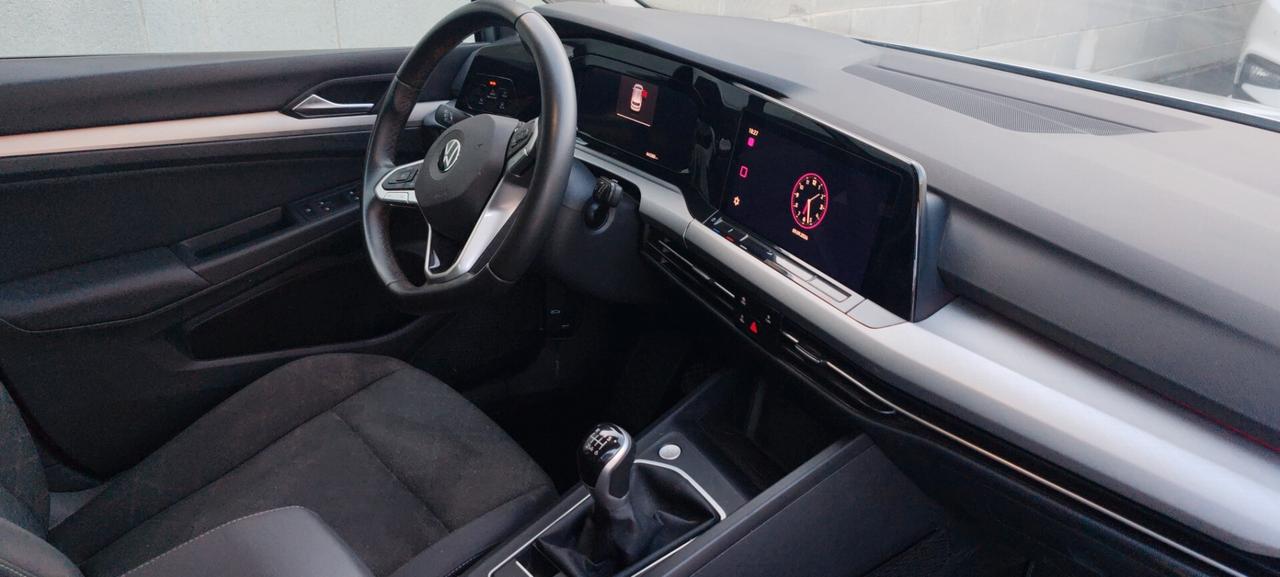 Volkswagen Golf 1.0 TSI EVO Life