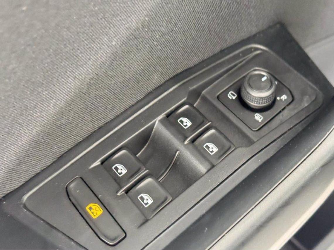 VOLKSWAGEN T Roc 1 0 tsi life 110cv