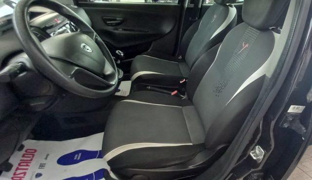 LANCIA Ypsilon 0.9 TwinAir 85 CV 5 porte Metano Ecochic Elefantin