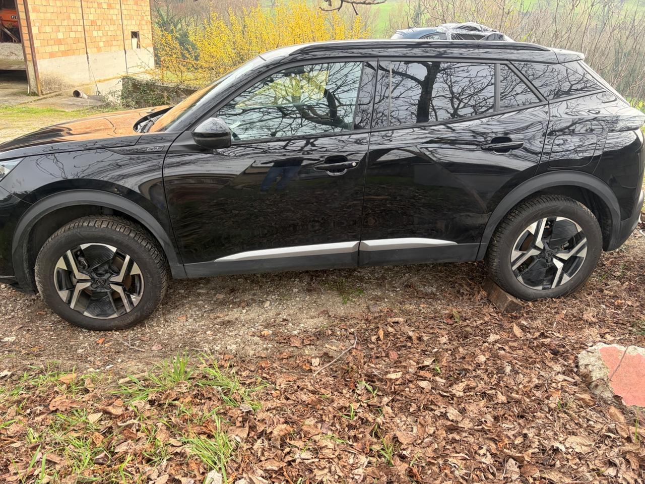 Peugeot 2008 Hybrid GT Exclusive 2025 INCIDENTATA