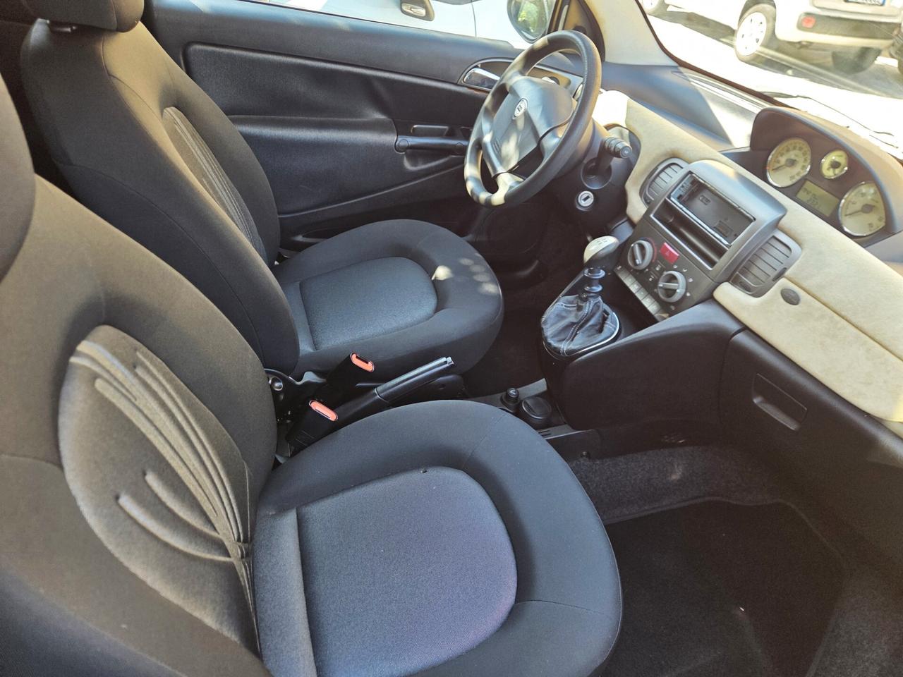 Lancia Ypsilon 1.2 Argento BEN TENUTA TAGLIANDATA