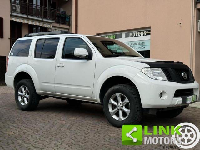 NISSAN Pathfinder 2.5 190 CV dCi LE 7 posti Gancio Traino