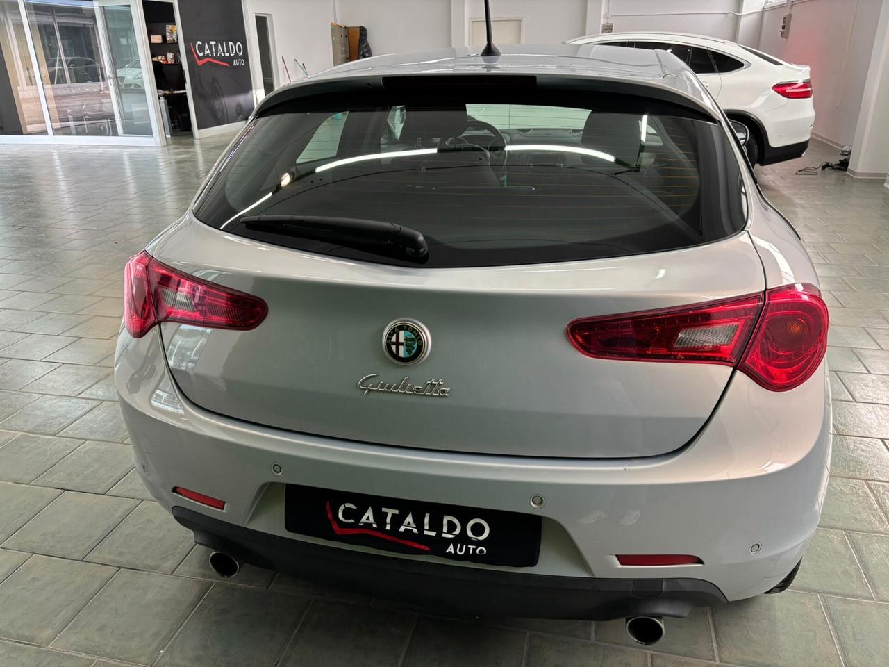 Alfa Romeo Giulietta 2.0 JTDm-2 150 CV Distinctive
