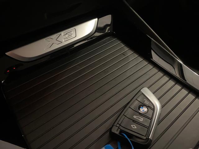 BMW X3 sDrive18d Business Advantage