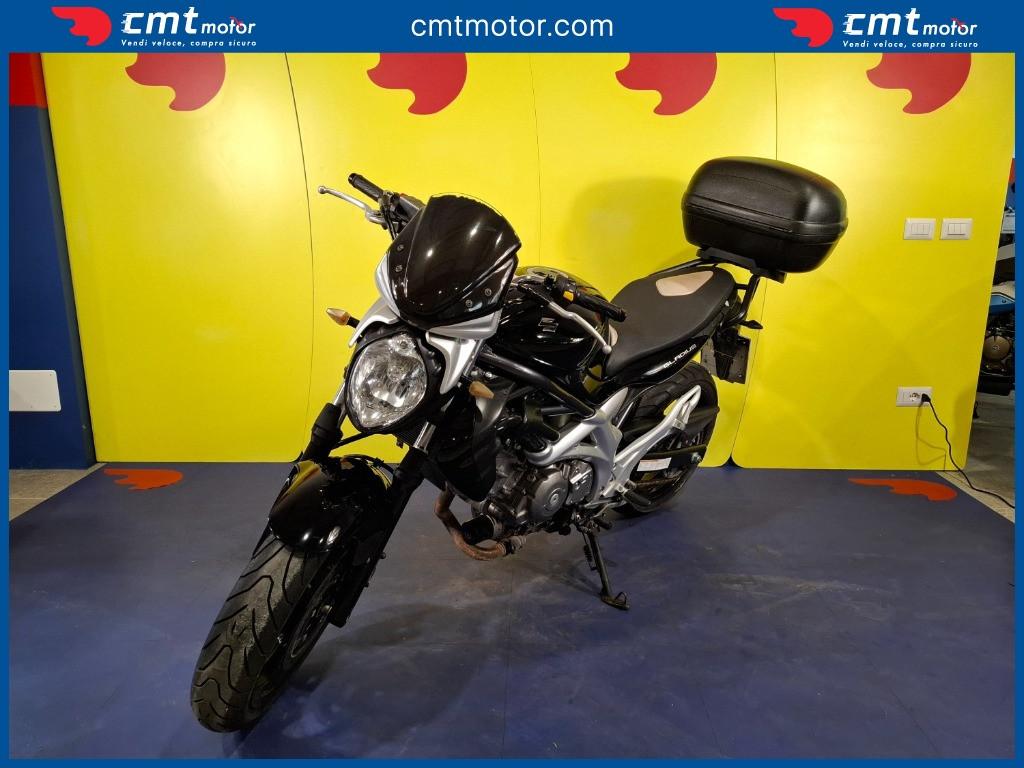 Suzuki Gladius 650 - 2011