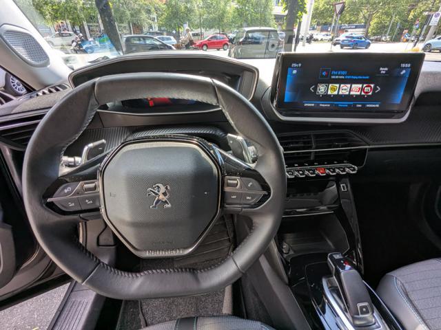 PEUGEOT 2008 PureTech 130 S&S EAT8 Allure