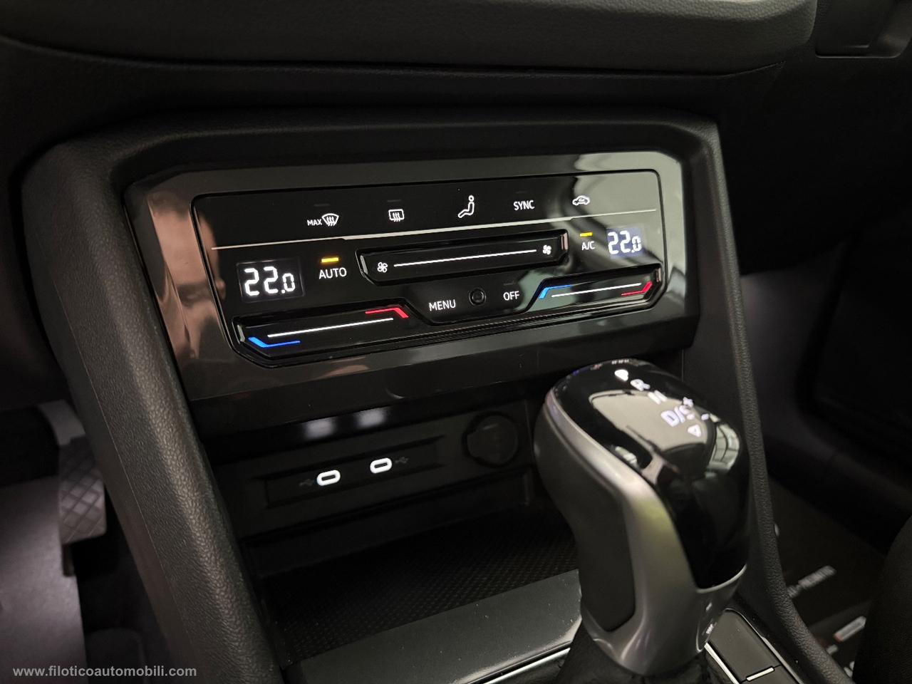 VOLKSWAGEN Tiguan 2.0 TDI 150CV SCR DSG Life FARI FULL LED - CONDIZIONI ECCELLENTI