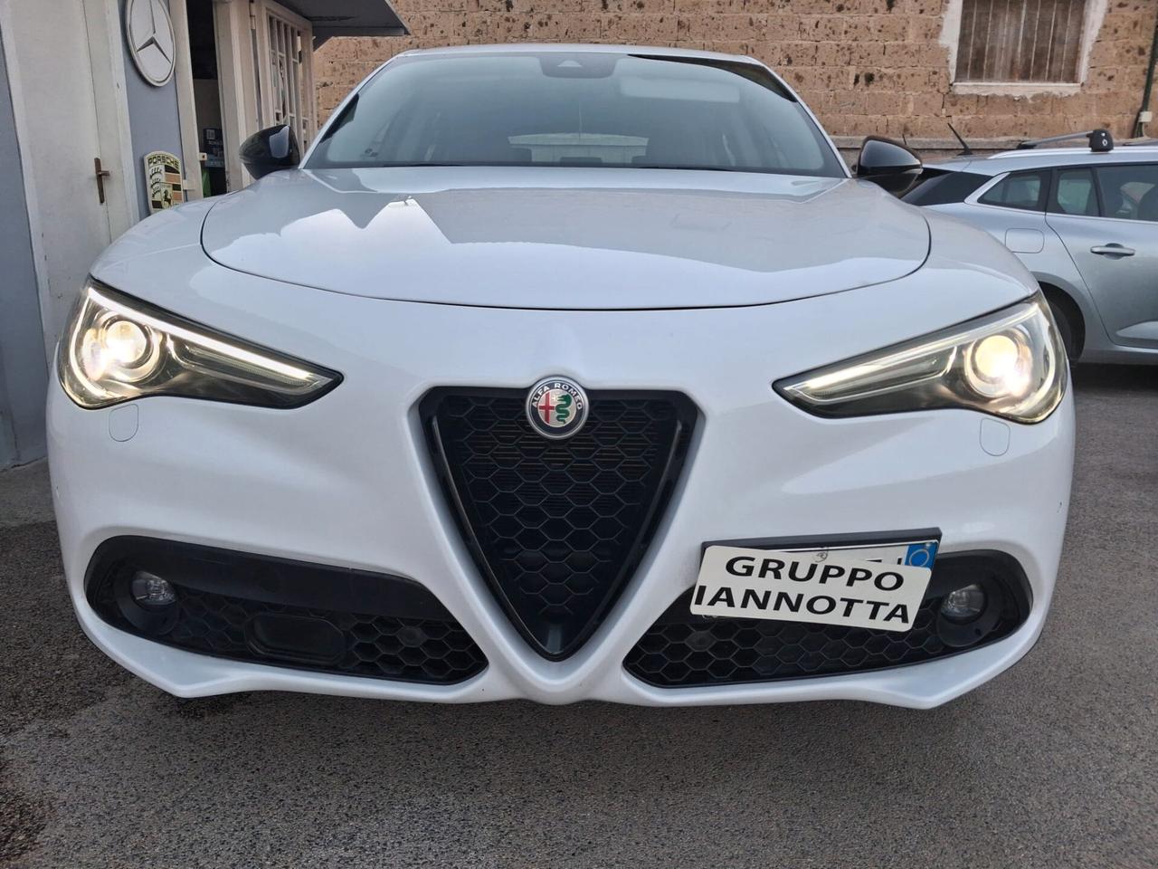 Alfa Romeo Stelvio 2.2 Turbodiesel 190 CV AT8 RWD Sprint GARANZIA 12 MESI CON CERTIFICATO DI CONFORMITA LEGGI D