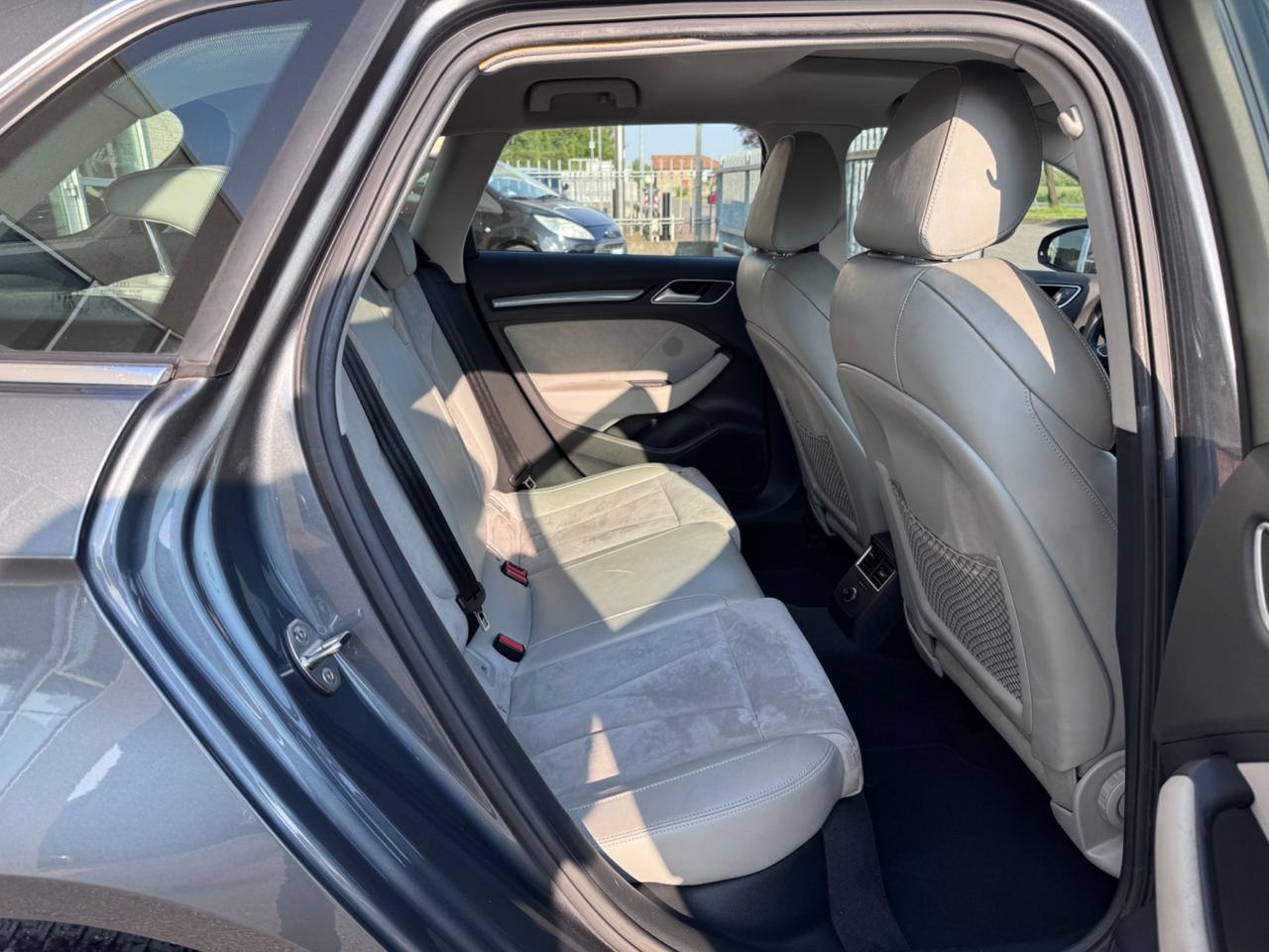 Audi A3 Sportback 2.0 Diesel. Euro 6B 150Cv