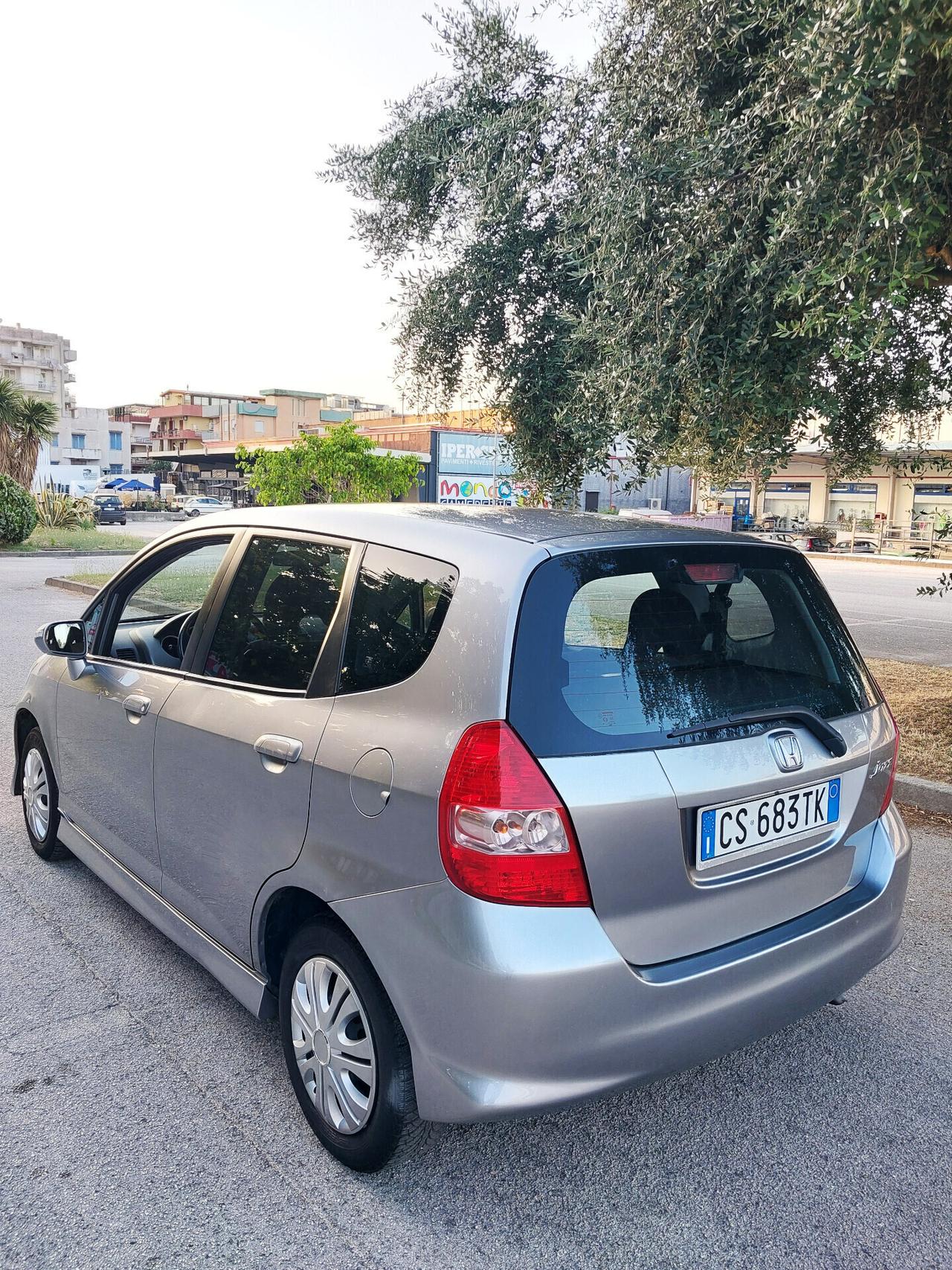 HONDA JAZZ 1.4 i-5P. LEGGI BENE 11-2004
