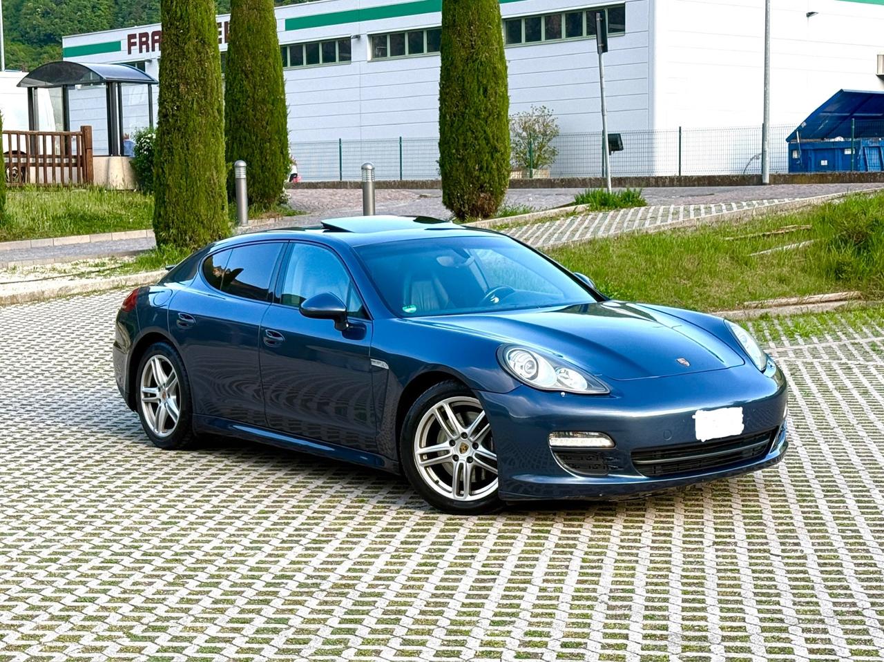 Porsche Panamera 3.6 i 300cv 4x4 Semi Nuova