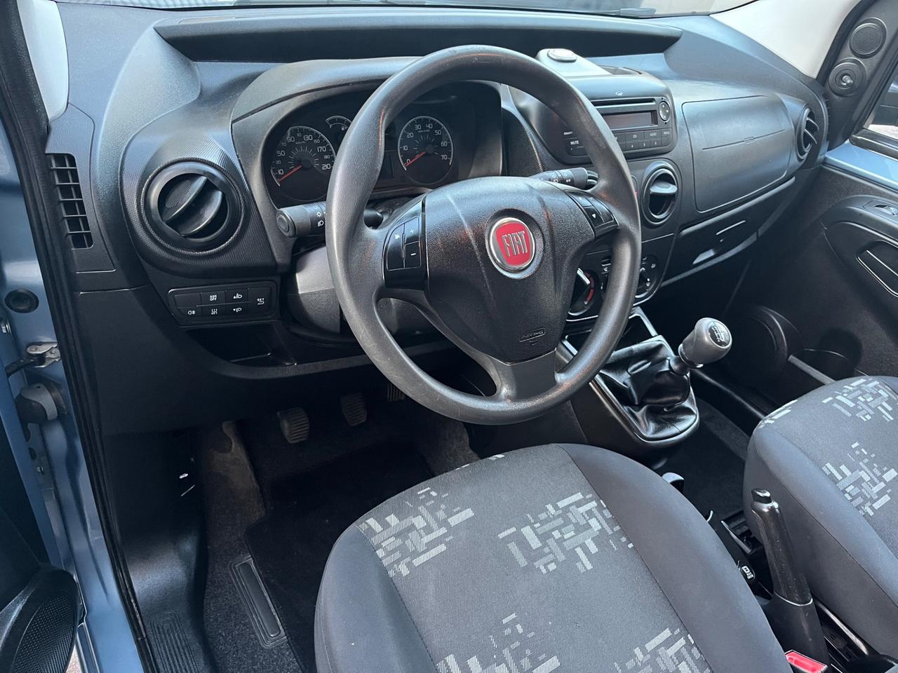 FIAT QUBO FULL OPTIONAL CON I POSTI 2015