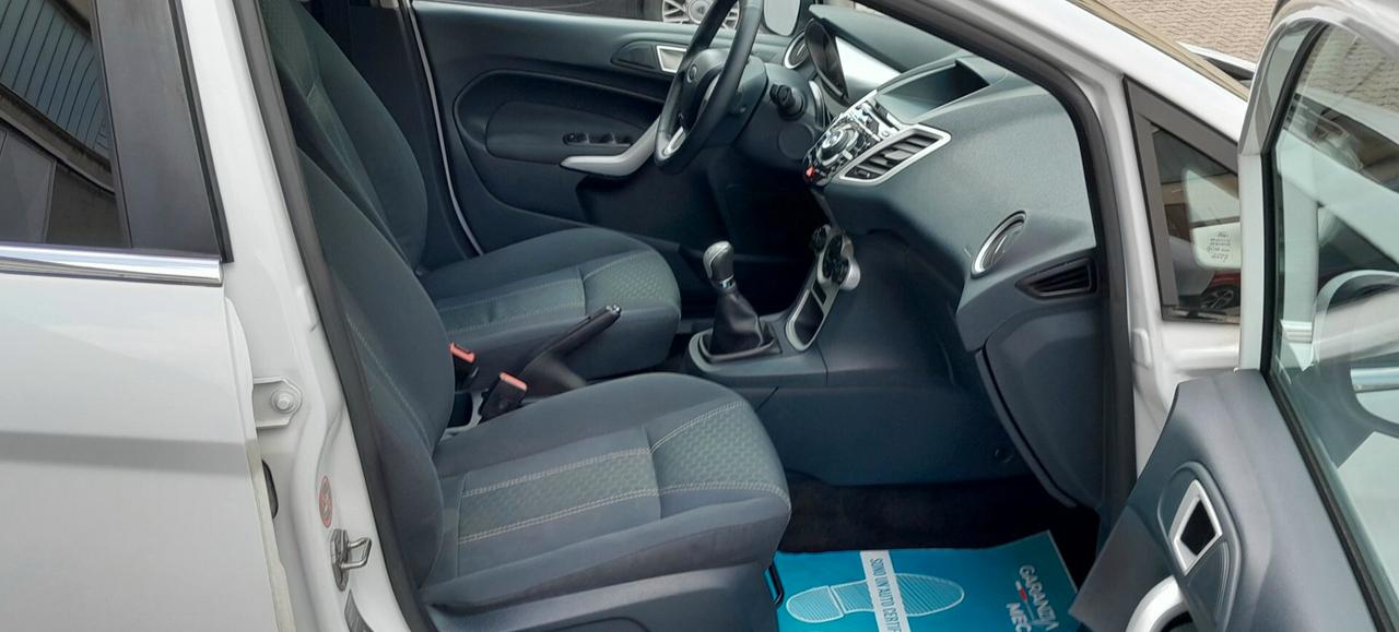 Ford Fiesta 1.2 5porte Titanium NeopatentatiOK