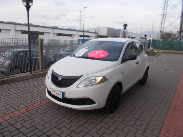 LANCIA Ypsilon 1.2 69 CV 5 porte GPL Ecochic Elefantino Blu