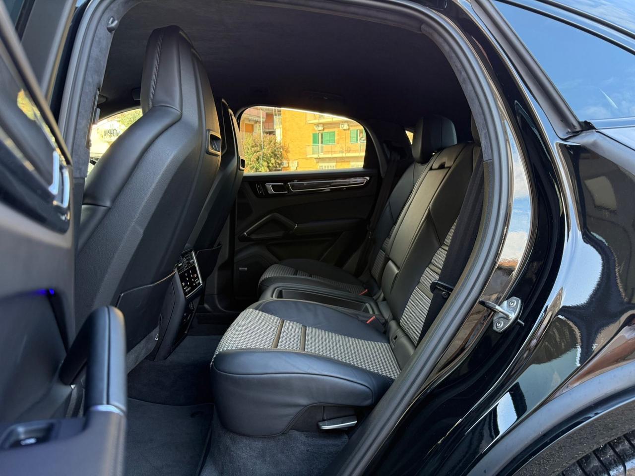 Porsche Cayenne Coupé 3.0 StraFULL CARBONIO IMMACOLATA