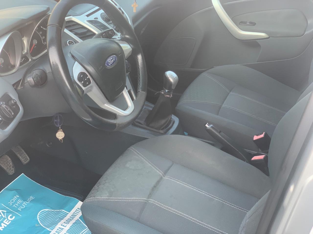 Ford Fiesta 1.6 TDCi 95 CV 5p. Titanium