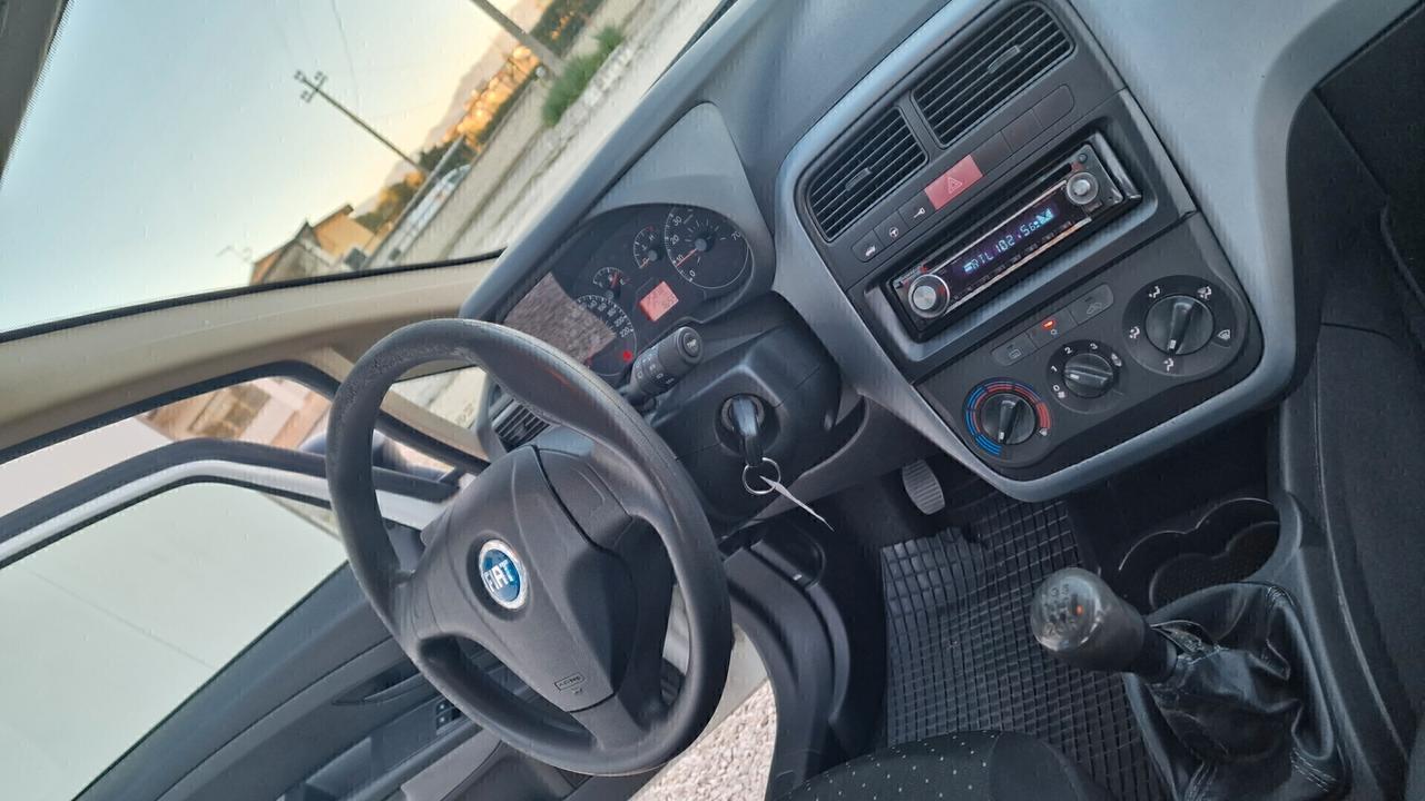 Fiat Grande Punto 1.3MJT 75Cv