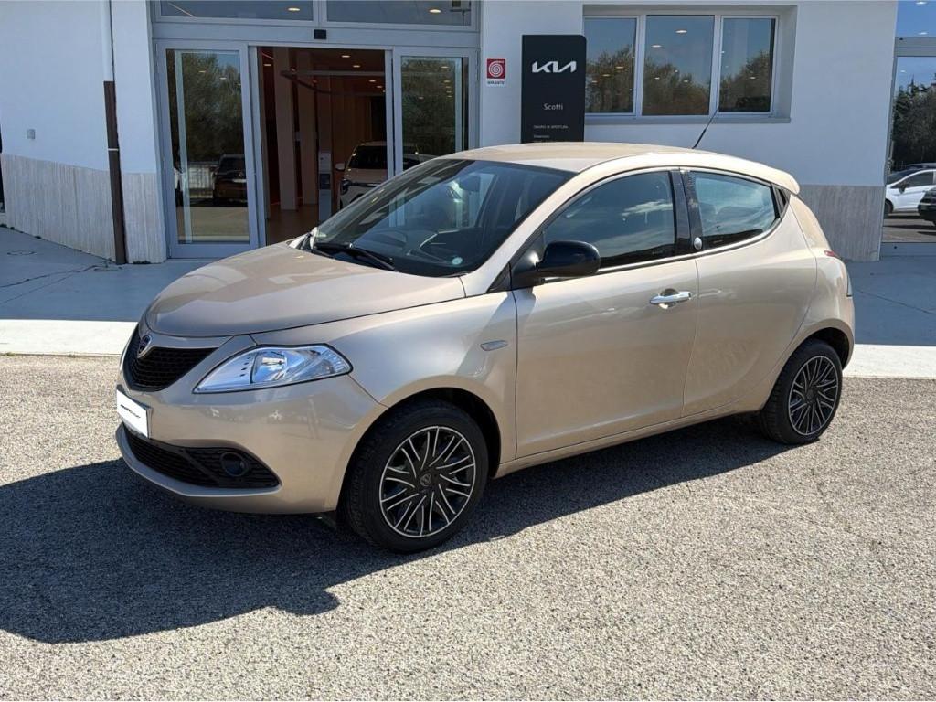 LANCIA Ypsilon III 2015 - Ypsilon 1.2 Gold ecochic Gpl 69cv my19