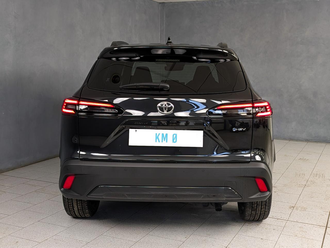 Toyota 1.8 Hybrid 140cv e-cvt Icon Style