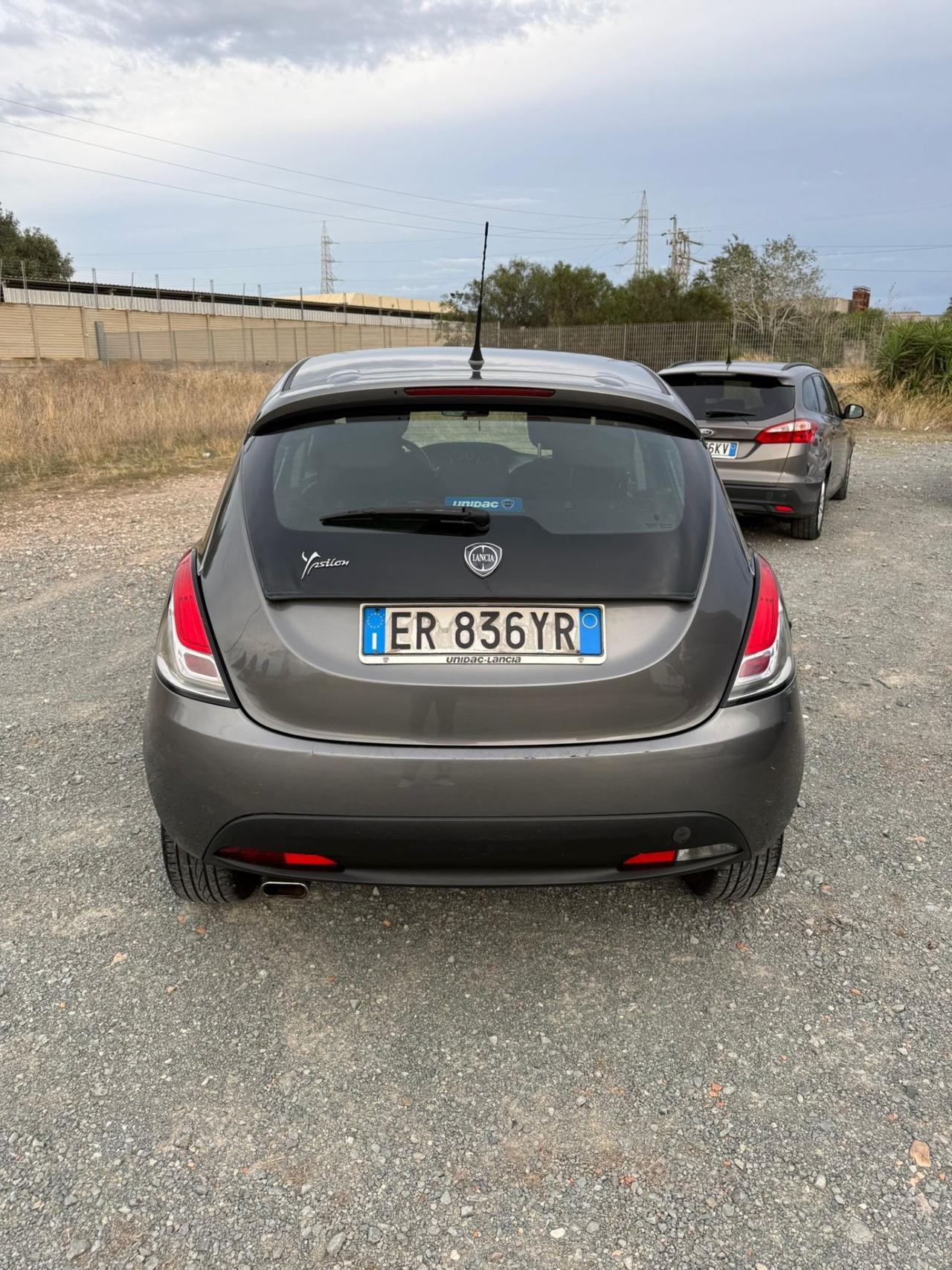 Lancia Ypsilon 1.2 Benz- Neopatentati-Anche Permuta