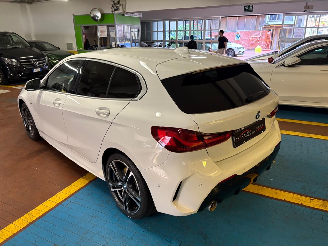 Bmw 120 120i 5p. Msport