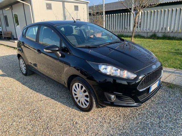 FORD Fiesta 1.4 5 porte Bz.- GPL Black & White Edition
