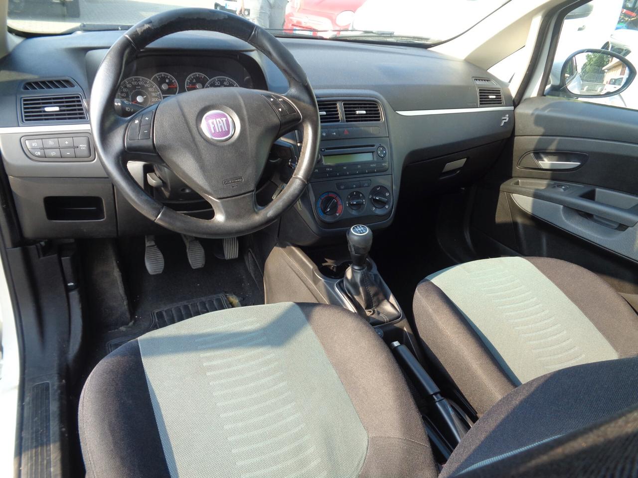 Fiat Grande Punto 1.3 MJT 75 CV 5 porte Dynamic