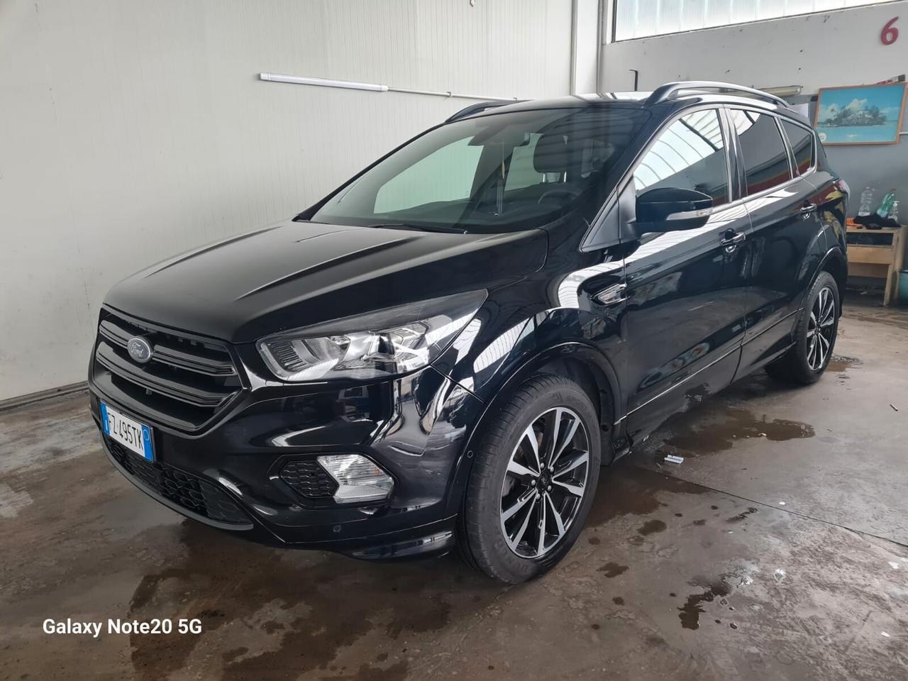 Ford Kuga 1.5 TDCI 120 CV S&S 2WD ST-Line