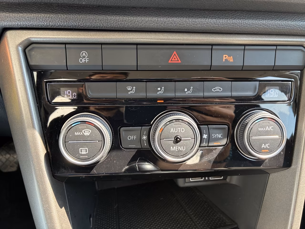 Volkswagen T-Roc 1.5 TSI ACT Style BlueMotion Technology VENDITE 3491558563 - 3478673115