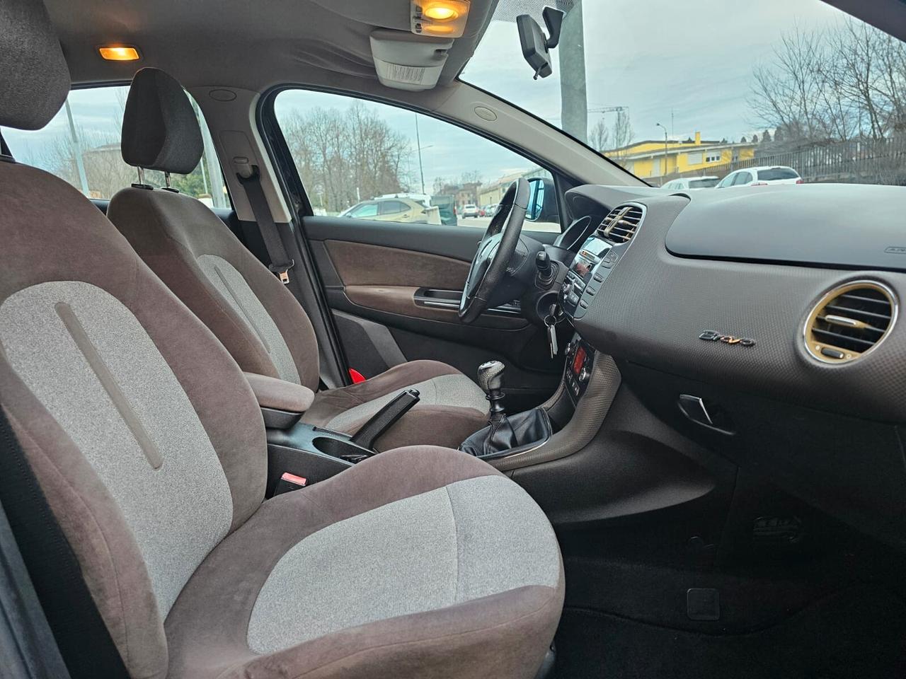 Fiat Bravo 1.6 Multijet 105cv Emotion*Climatronic*17*Unipro*