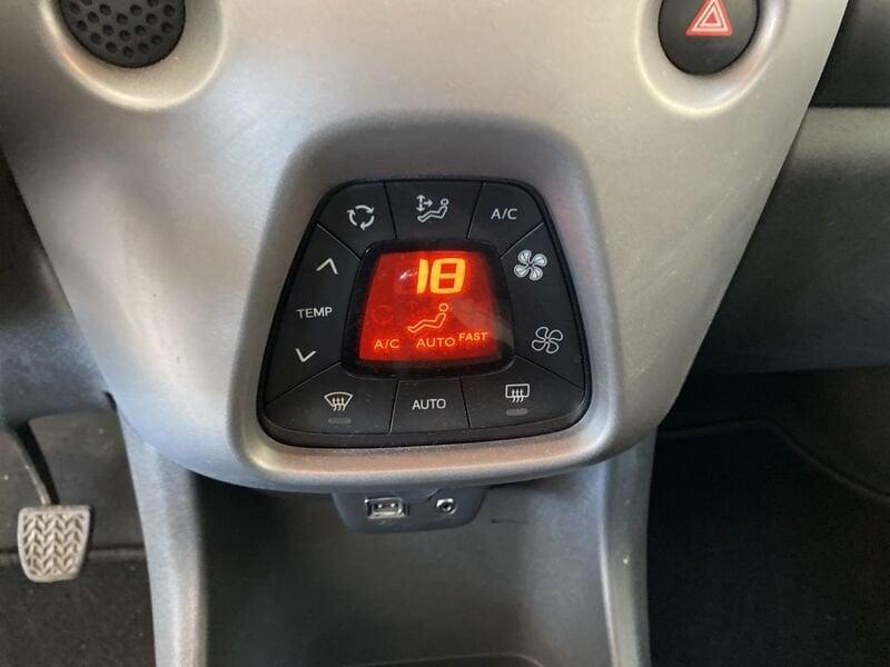 Toyota Aygo Aygo 1.0 VVT-i 72 CV 5 porte x-play