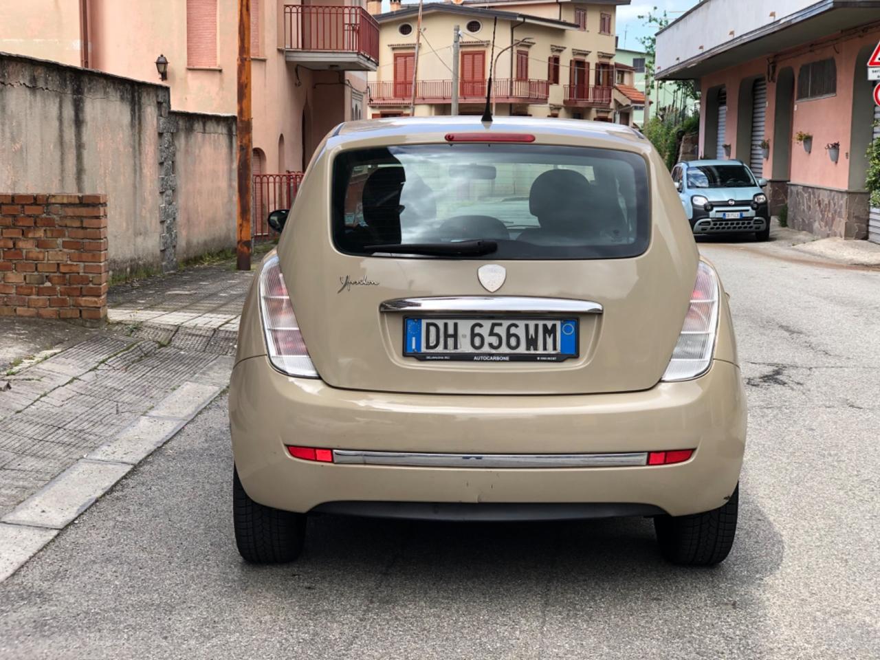 Lancia Ypsilon 1.2 Oro Bianco