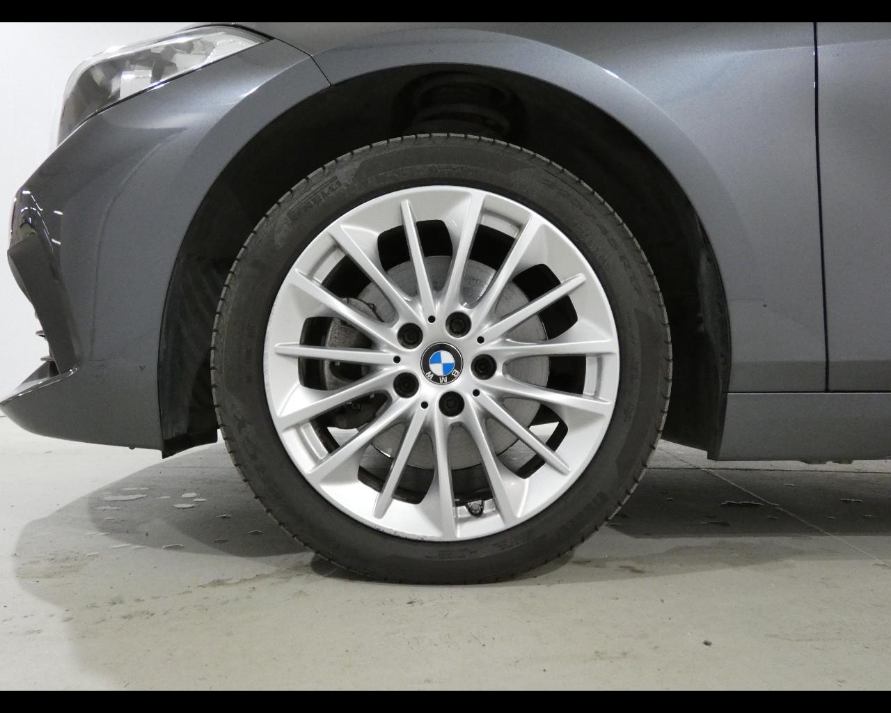 BMW Serie 1 (F40) - 116d 5p. Business Advantage
