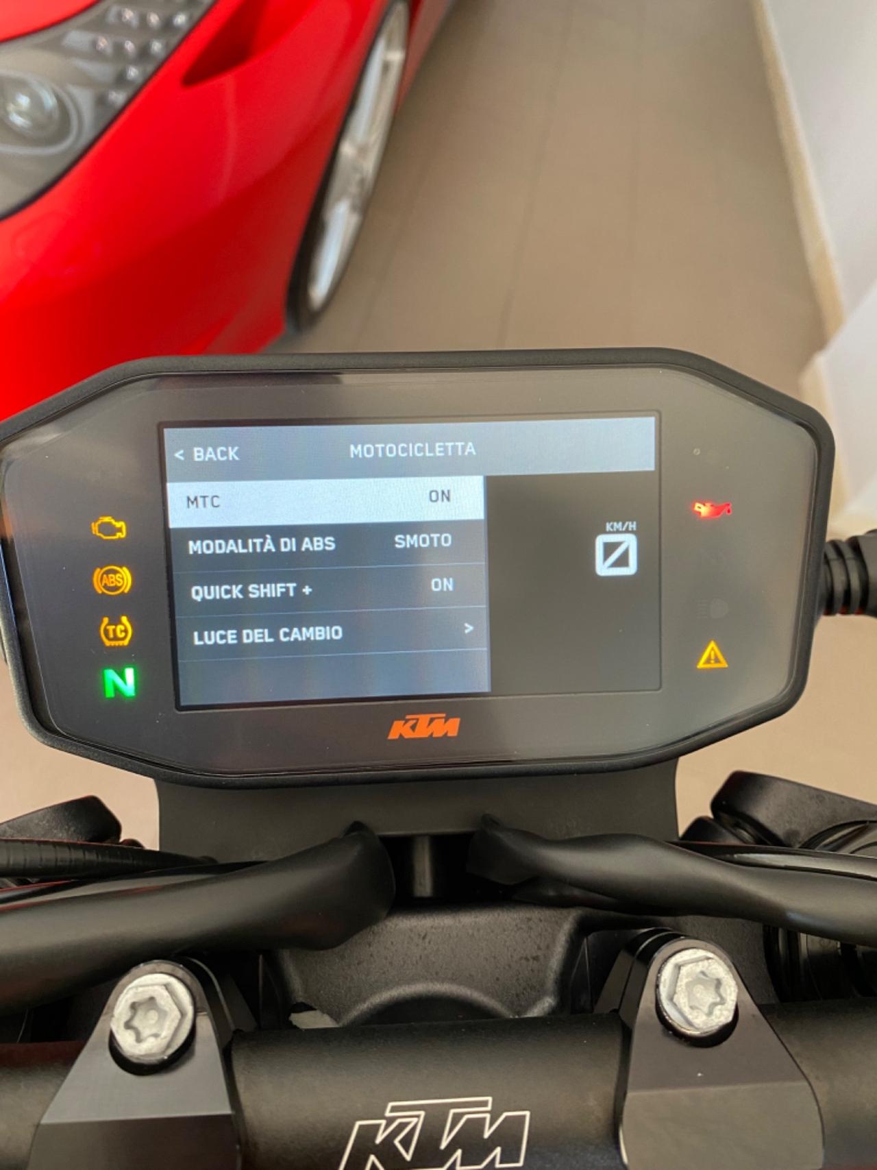 Ktm Duke 890 GP TECH PACK