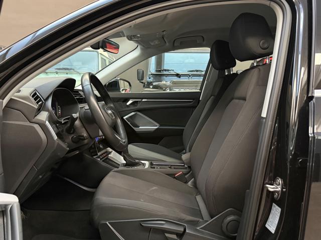 AUDI Q3 35 TDI quattro S tronic Business Advanced
