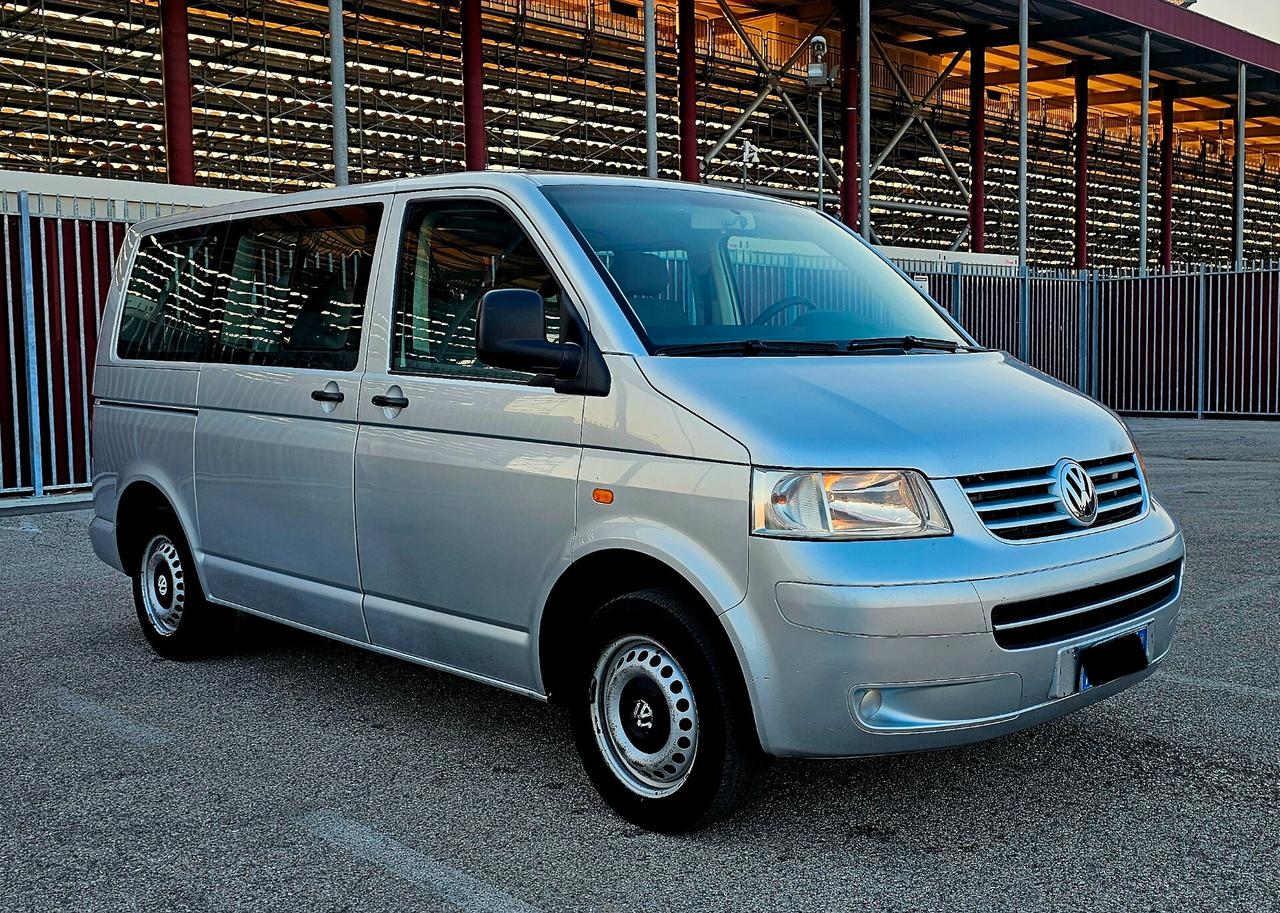 Volkswagen Multivan 1.9 TDI/105CV Comfortline