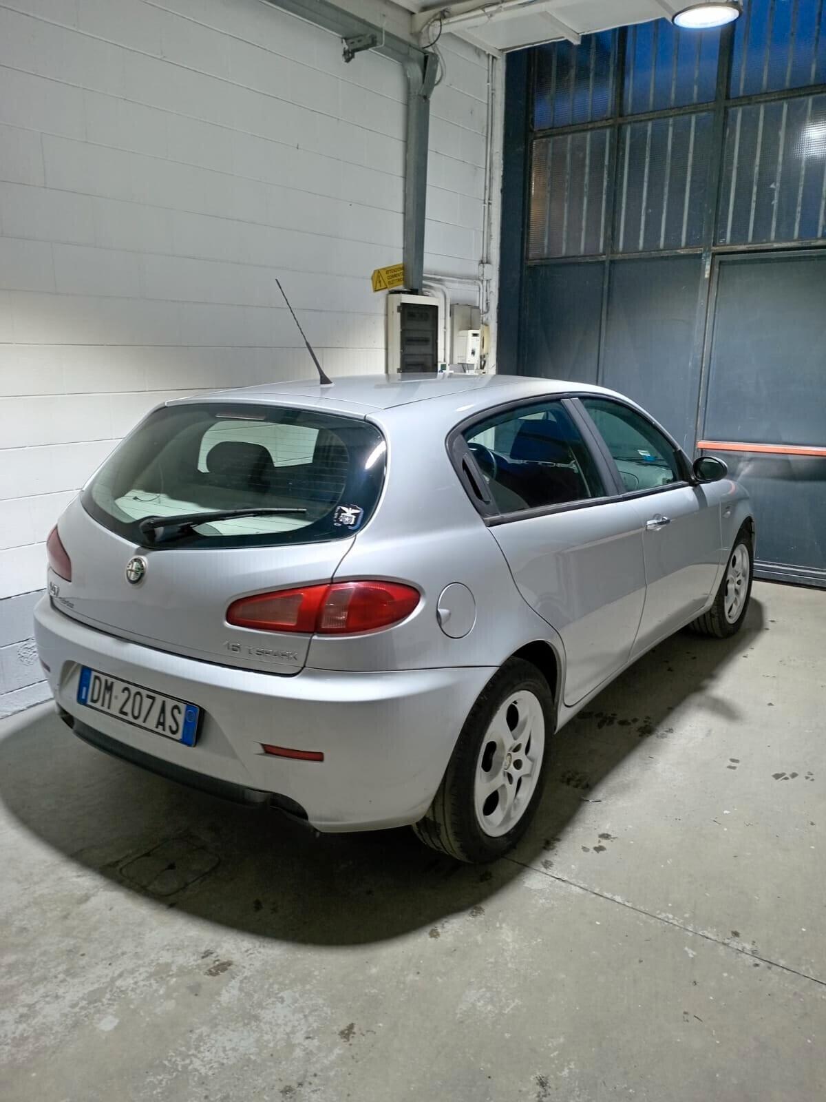 Alfa Romeo 147 1.6 16V TS (105) 5 porte Progression METANO