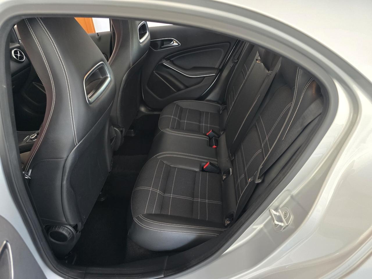 Mercedes-benz A 180 CDI BlueEFFICIENCY Sport