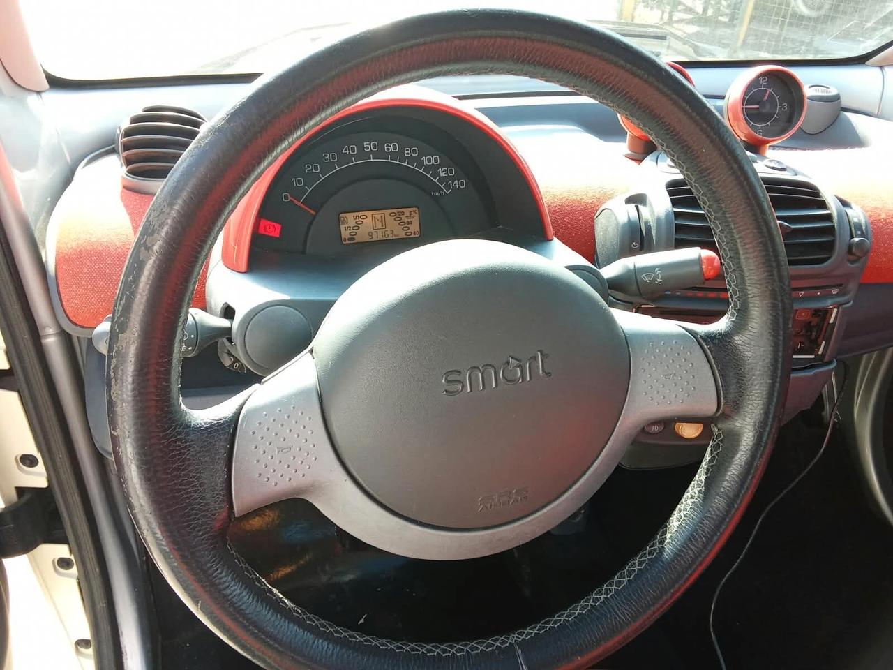 Smart 700 city-coupé pure (45 kW)