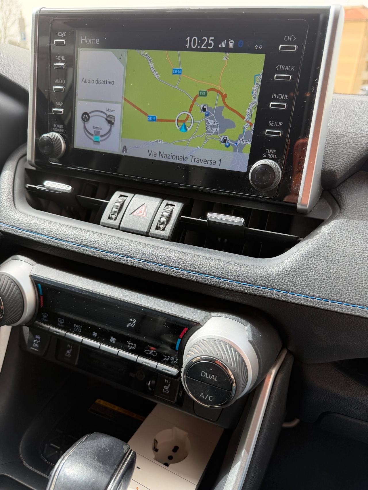 Toyota RAV 4 E-CVT 2WD STYLE