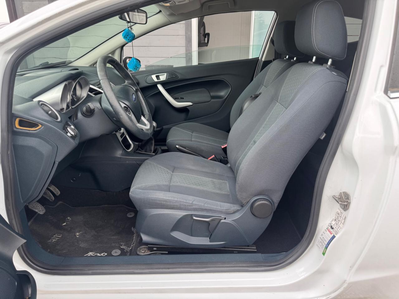 Ford Fiesta 1.2 60CV 3 porte Titanium