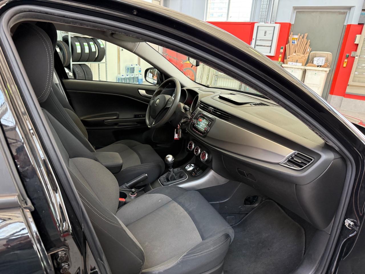 Alfa Romeo Giulietta 1.4 Turbo 105 CV Progression