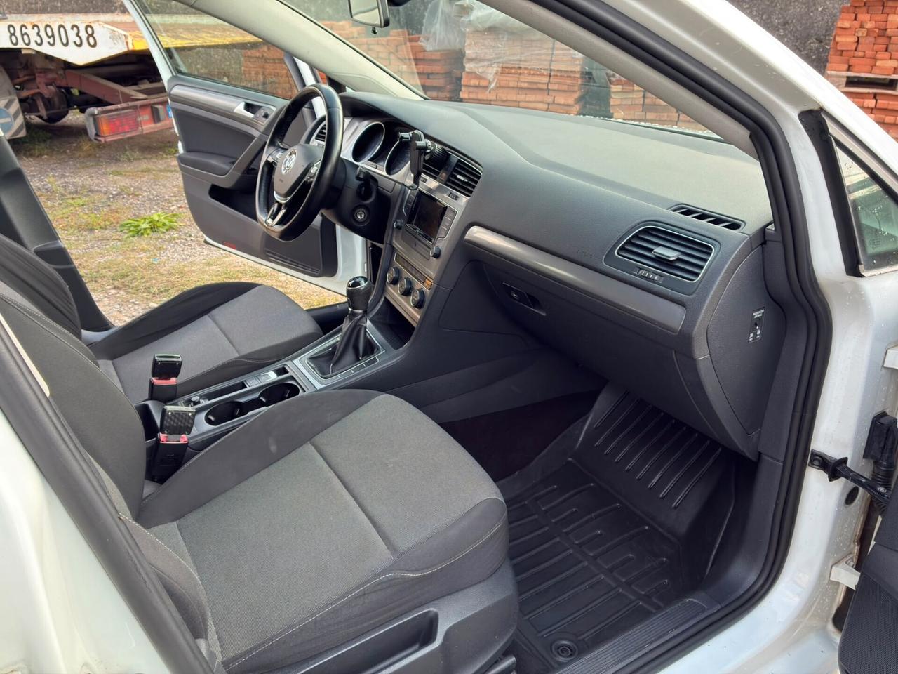 Volkswagen Golf VII 1.6 tdi 90cv , anno 2015