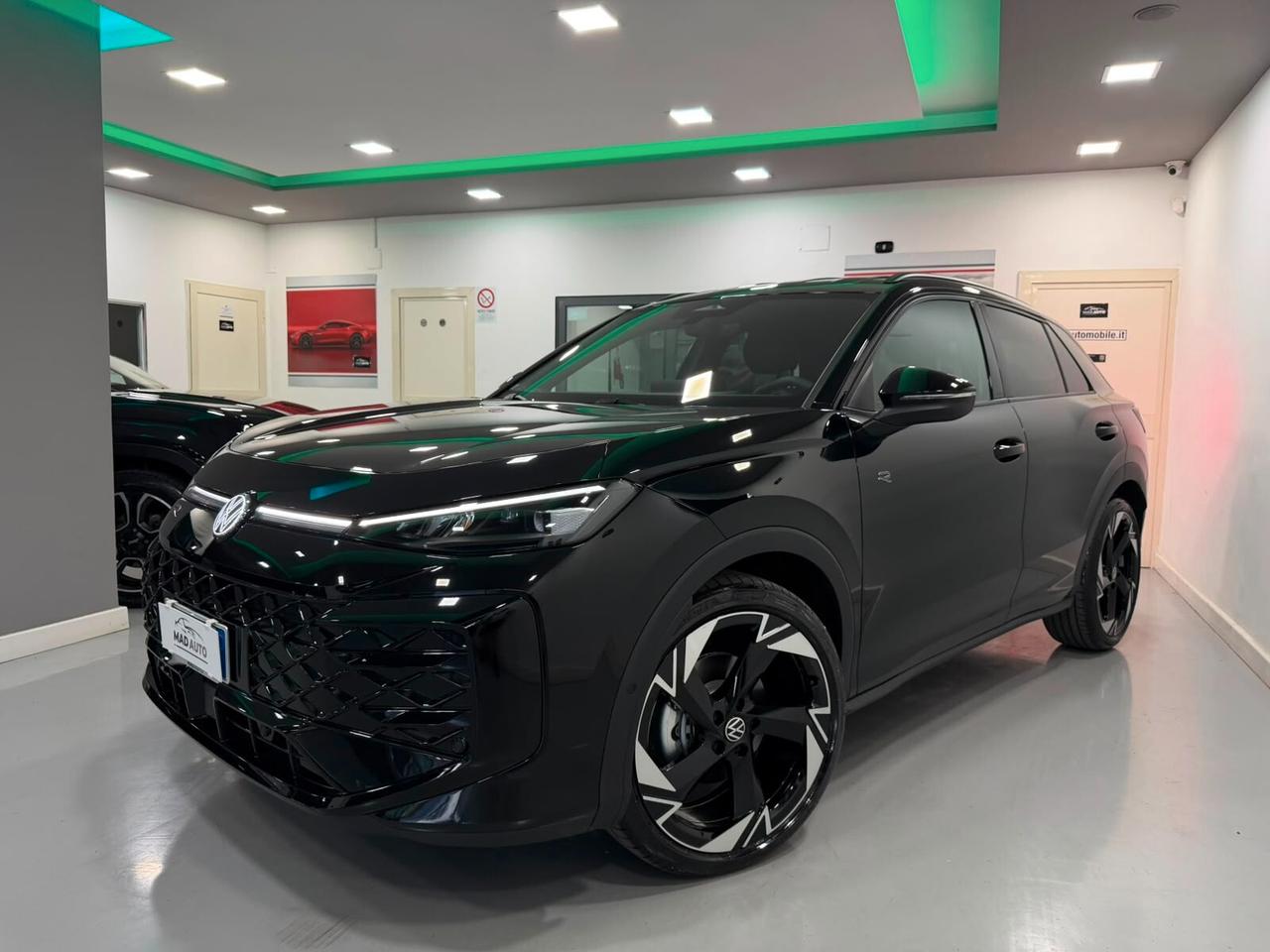 Volkswagen T-Roc 1.5 eTSI ACT 150 CV DSG R-Line