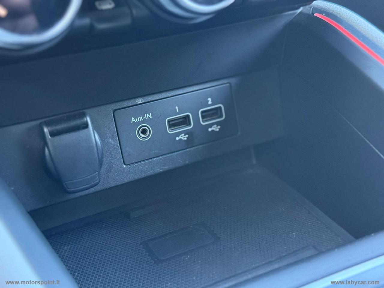 RENAULT Clio TCe 100 CV GPL Techno