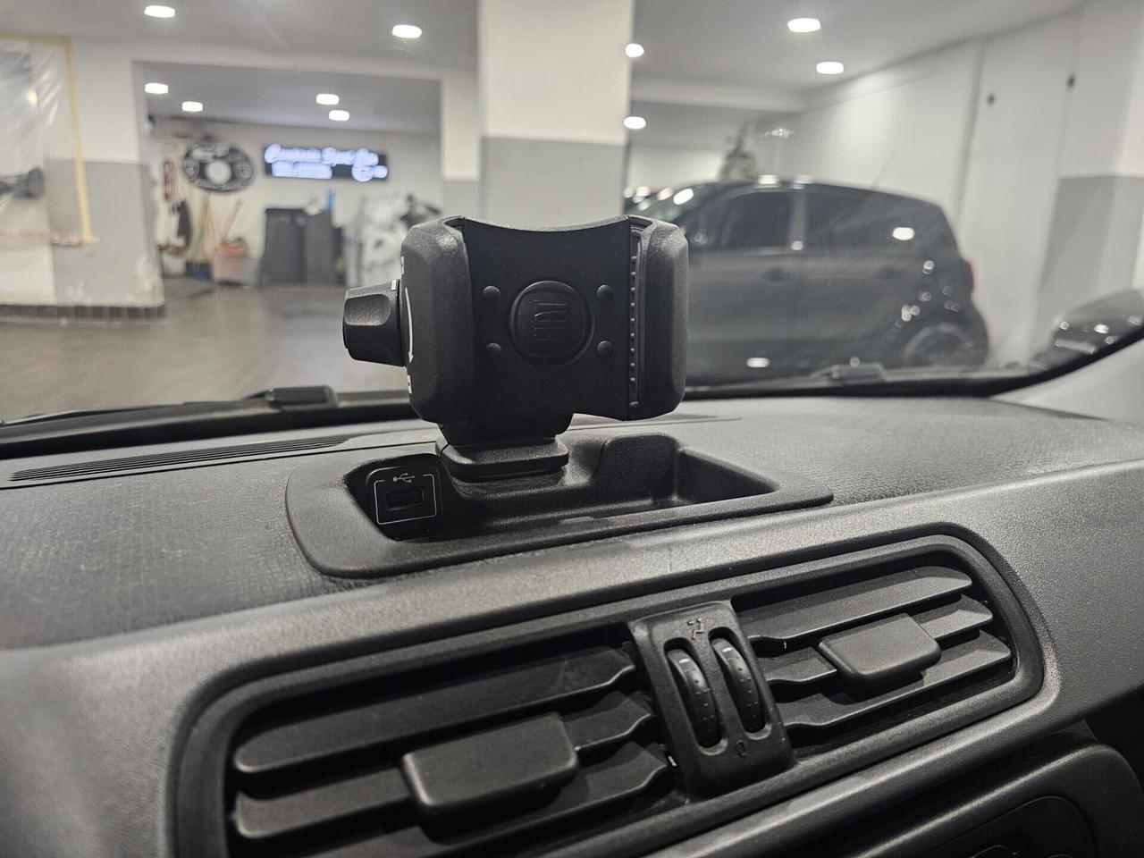 NUOVA FIAT PANDA CITYLIFE 1.0 FIREFLY HYBRID 70CV